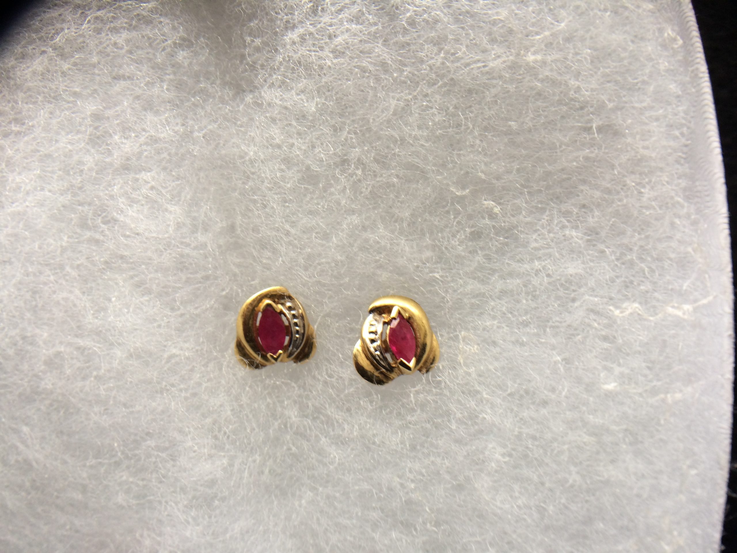 14 Karat yellow Gold with Rubies earrings - Amherst Antiques